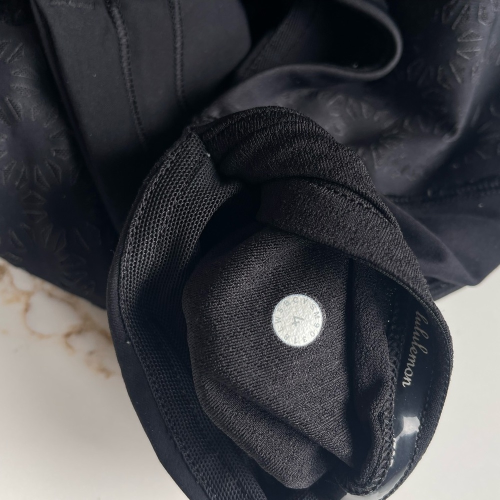 Lululemon leggings - Picture 5 of 5